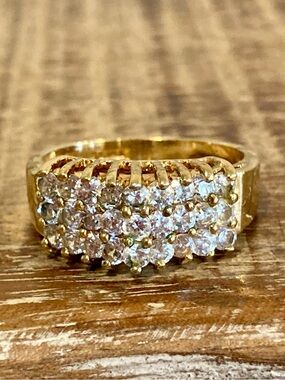 Gold Tone Ring in Poor Shape 3 Rows of Stones Size 10